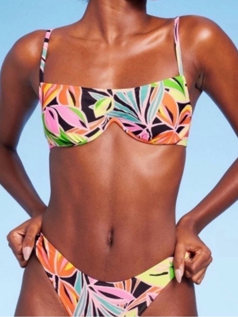 Wild Fable Tropical Floral Underwire Bikini Top Palm Leaf Print Size Medium M